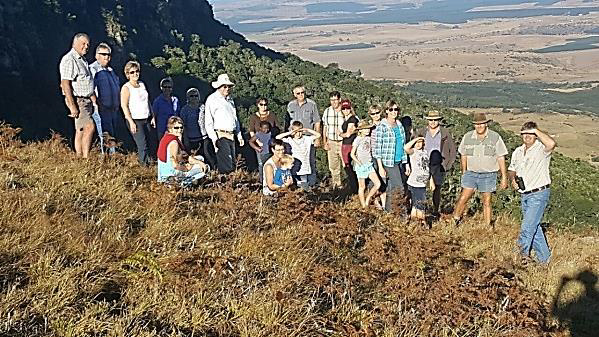 Ncaga Kreis besucht Ncaga Berg